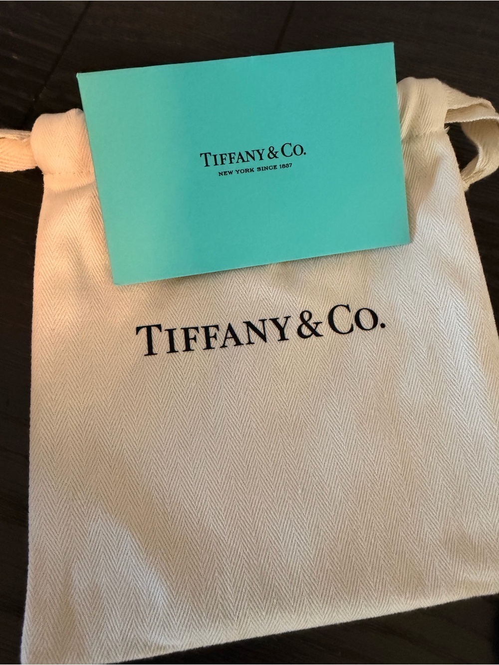 TIFFANY & Co - Picture 4 of 5